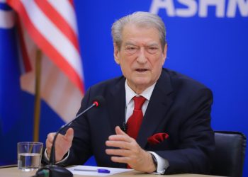 Berisha i bën thirrje diasporës: Nëse vini të votoni më 11 Maj, do i bëni një shërbim historik vendit