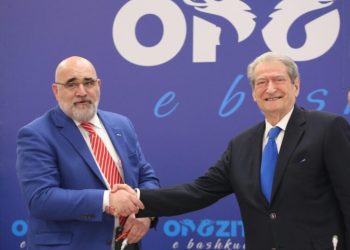 Washington Post: Chris Lacivita dhe ekipi i tij po punojnë për rikthimin në pushtet të Trump-it shqiptar