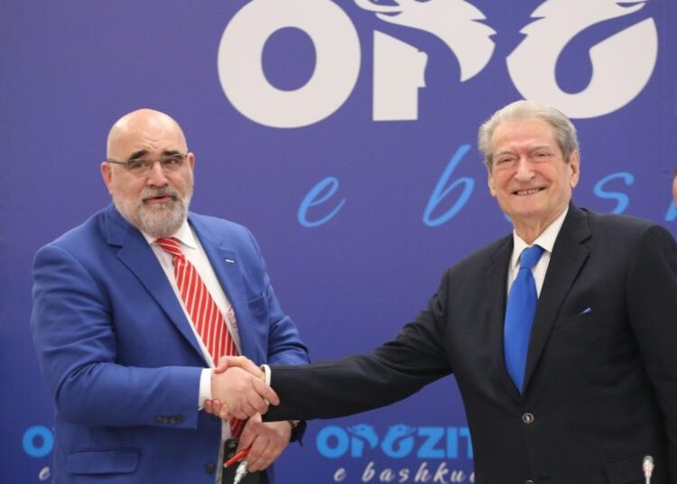 Washington Post: Chris Lacivita dhe ekipi i tij po punojnë për rikthimin në pushtet të Trump-it shqiptar