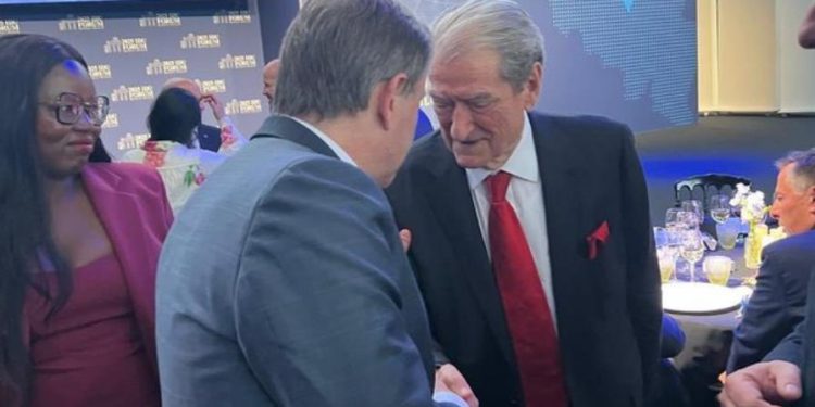 Berisha, takim me kryeministrin e Belgjikës: I tregova për situatën në Shqipëri