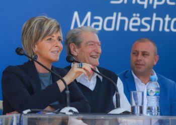 Deputetja italiane Erica Mazzeti: Votoni për një njeri të madh si Berisha për të ndryshuar fatin tuaj! Italia nuk do ju braktisë kurrë