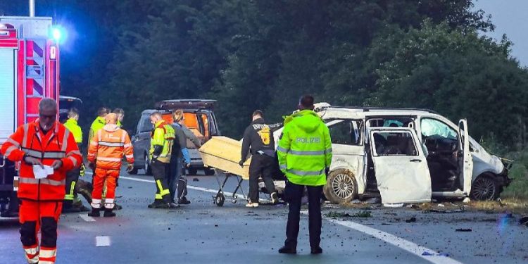 Aksidenti fatal në Gjermani/ Festa familjare përfundon në tragjedi, 3 shqiptarë të vdekur, 6 në spital