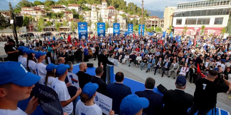 Berisha: Brenda 100 ditëve do të ndezim fuqishëm motorët e shpresës në këtë vend