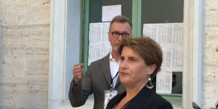 Ambasadori i BE, Silvio Gonzato monitoron zgjedhjet në Tiranë