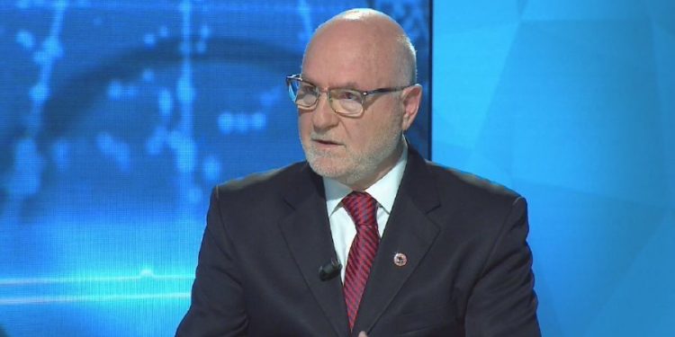 Mos ia jepni votën një autokrati dhe oborrit të tij oligarkik!