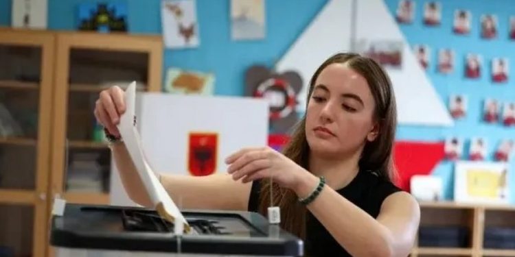 Si ndahen votat për kryeqytetin/ Ja rezultatet më të fundit për Tiranën