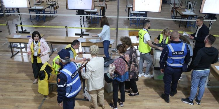 Përditësimi i fundit/ Ja si ndahen votat dhe mandatet në të gjithë vendin