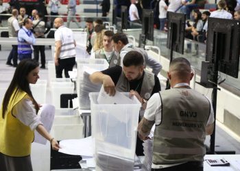 Numërohen votat e para të diasporës, kryeson PD-ASHM
