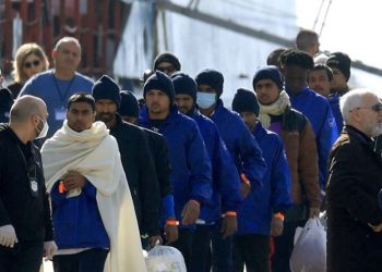 “Ballkani s’është magazinë për emigrantët” HRW kritikon BE dhe Mbretërinë e Bashkuar