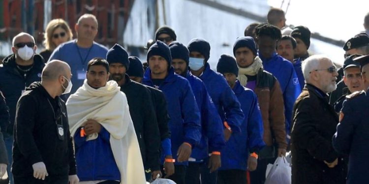 “Ballkani s’është magazinë për emigrantët” HRW kritikon BE dhe Mbretërinë e Bashkuar