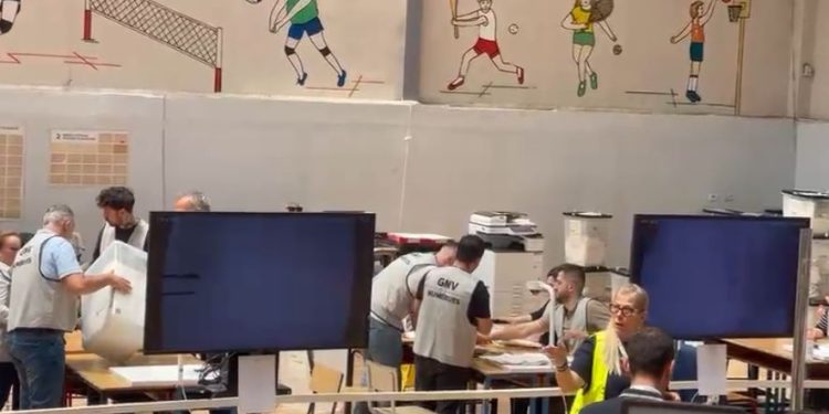 Numërohen mbi 50% e kutive të votimit, PS në avantazh