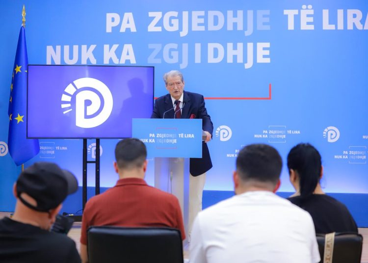 Berisha: Raporti i Parlamentit Evropian damkos farsën elektorale të 11 majit