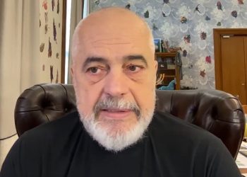 Përfundoi në spital – Rama shfaqet në gjendje të rënduar pas farsës elektorale: Jam gjallë, do sjell Yamal-in këtu