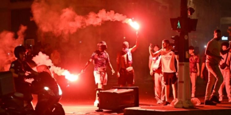 Tragjedi në Francë/ 17-vjeçari vritet me thikë gjatë festimeve për fitoren e PSG-së
