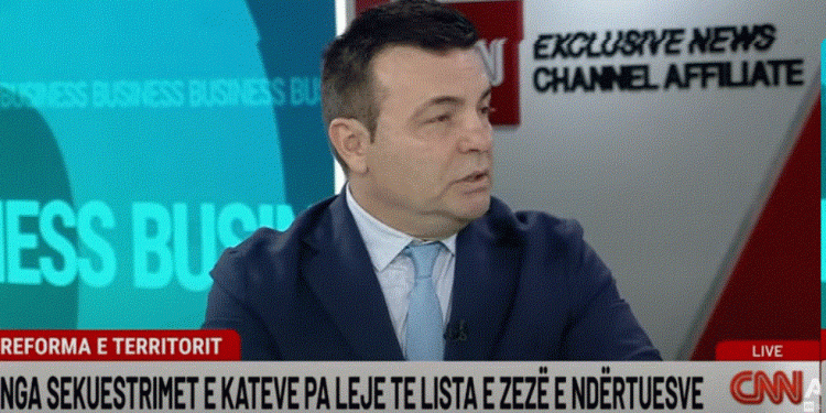 Roshi: Shteti legalizoi ‘de fakto’ bizneset që shfrytëzojnë hapësira publike