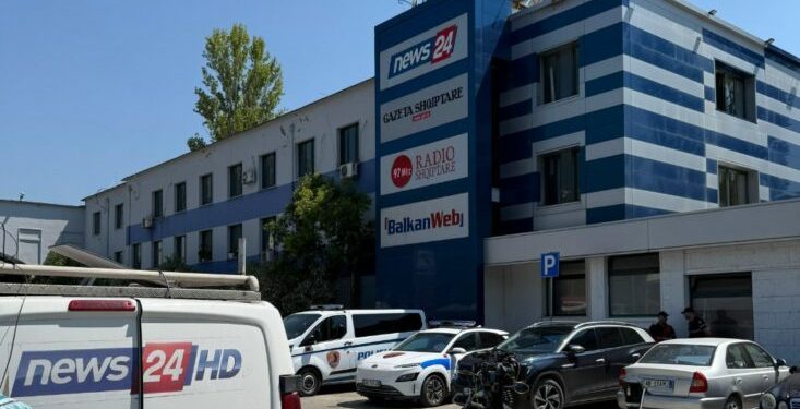 Mbyllja e Televizionit News 24, një ves që teston fibrën e një diktatori