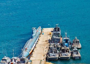 Rrethimi i Pashalimanit: Pas ‘resortit strategjik’ fshihen dyshime për konflikt interesi