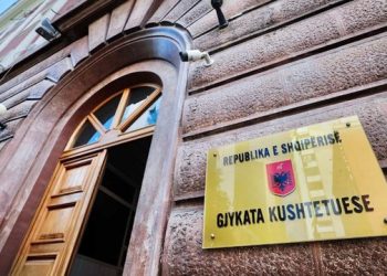 “Diella” shkon në Gjykatën Kushtetuese, PD dorëzon padi edhe për Rregulloren e re të Kuvendit