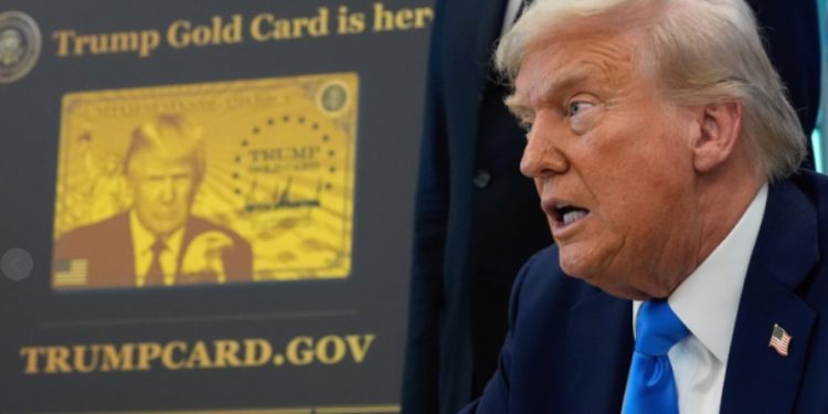 Trump vendos tarifë 100,000 dollarë për vizat H-1B dhe prezanton “gold card” për nënshtetësi amerikane