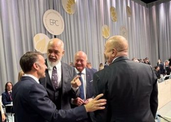 Batutë që i kushtoi shtrenjtë/ Rama përqesh Trump-in, Amerika i risjell akuzat për aferën McGonigal