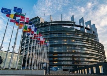 Progres-raporti i KE për Shqipërinë: Reforma zgjedhore mbetet e pjesshme, shqetësues politizimi i institucioneve kushtetuese