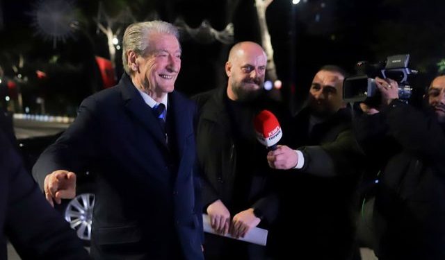 “Mesazhet e tua janë më të këqija”, Berisha zbardh ‘debatin’ Rama-Balluku në Kryeministri