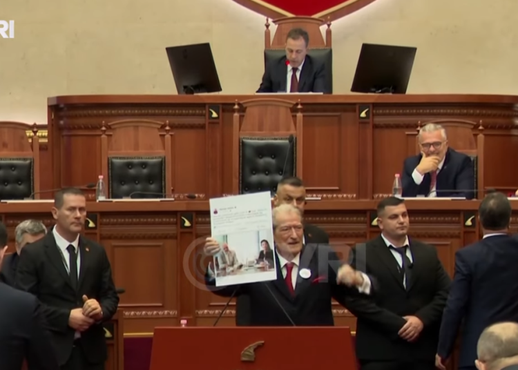 Socialistët shmangin llogaridhënien e Ballukut në Kuvend