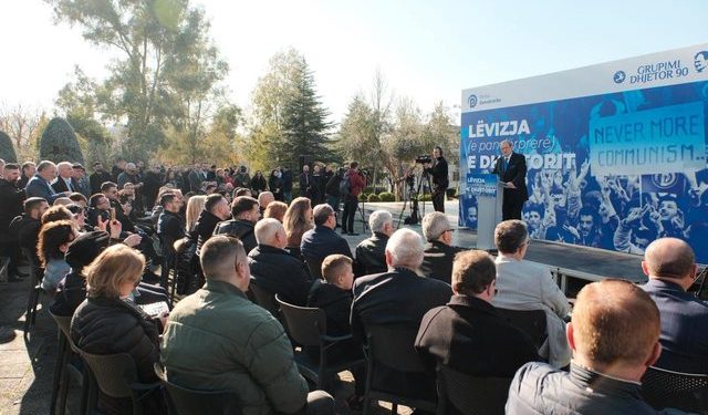 Berisha: Rinia, përsëri shpresa e vetme për të përmbysur regjimin e Ramaduros