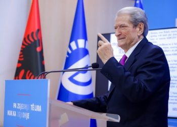 Berisha denoncon skandalin: Si po e shndërron Rama Paketën e Maleve në “paketën e drogës”?
