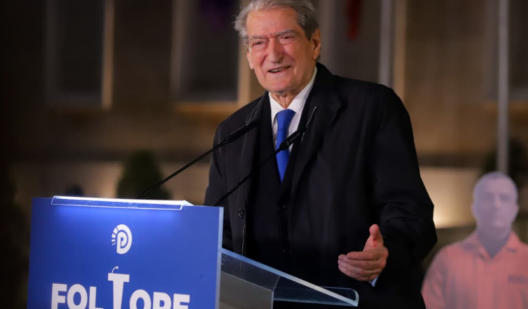 Berisha fton shqiptarët në protestë: Asnjë nuk na ndal, zëri ynë do të dëgjohet deri në Bruksel