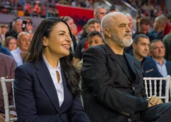 13 milionë dollarë borxh në arbitrazh, gjykata amerikane urdhëron konfiskimin e aseteve të qeverisë