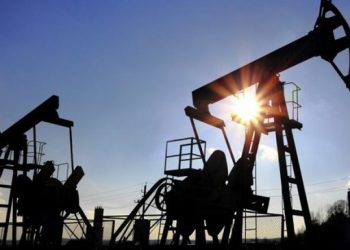 Në elitën globale të çmimeve—Shqipëria e paguan naftën si vendet më të pasura të botës, krah për krah me Zvicrën