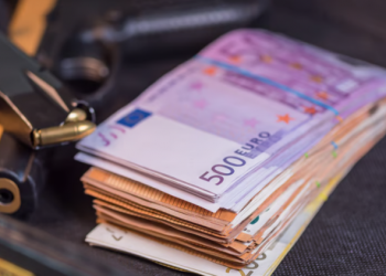 Gazeta zvicerane: Ja si pastrohen në Tiranë milionat e mafies së kokainës