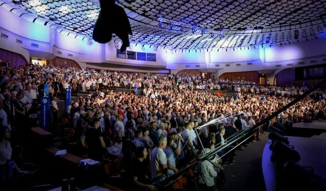 Kuvendi Kombëtar i PD miraton rezolutën: 11 Maji ishte farsë, misioni ynë është kthimi i demokracisë