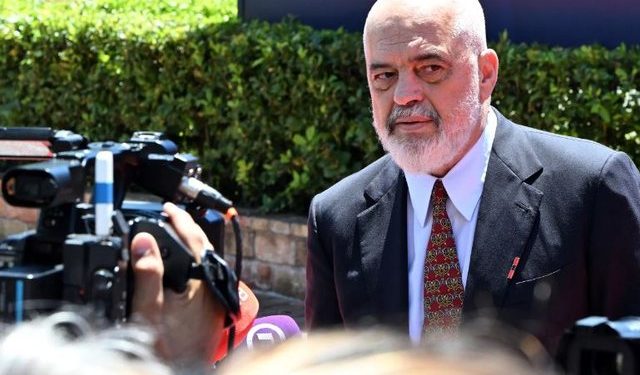 Rama fajëson armiqtë e Trump për jehonën e Zvërnecit: Nuk i rruhej njeriu…
