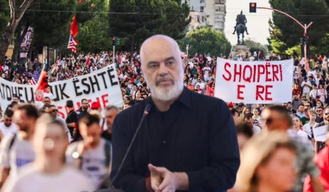 Rama pranon realitetin e protestuesve, por jo përgjegjësinë: Nuk jam armiku juaj, po iu përdorin