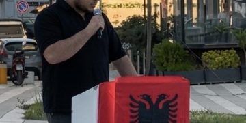 Një vend që humbet rininë e vet, humbet të ardhmen.