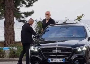 “Rama në Mercedes luksoz”, PD publikon dokumentet: Mbi 10 mln euro për automjetet e pushtetit